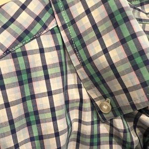 Men’s Vineyard Vines Whale Shirt.